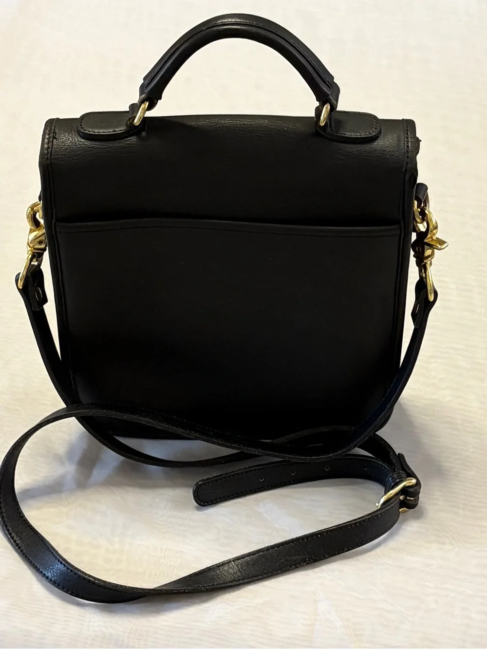VTG Kirkland Signature Black Leather Crossbody Station Bag Flap Top Handle
